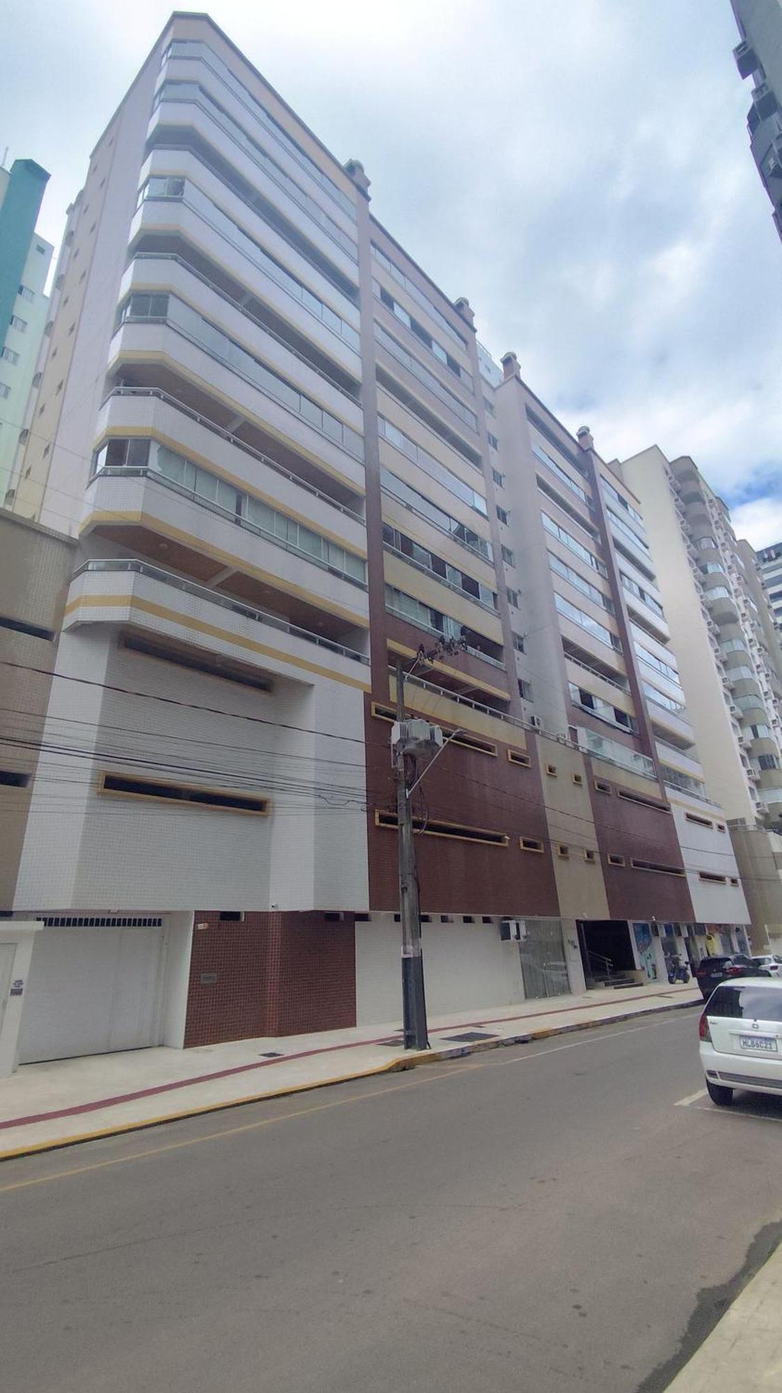 Seu Cantinho Do Churrasco Em Balneario Camboriu! Apartamento